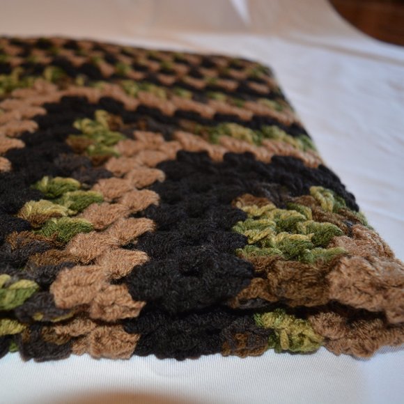 Crochet Camo Baby Blanket/New - Picture 2 of 4